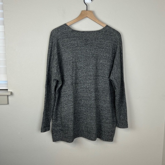 Aritzia Babaton Baylor Wool V-neck Sweater - Picture 3 of 6